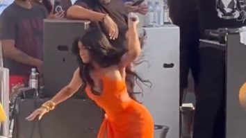 VIDEO. Cardi B a aruncat cu microfonul într-un spectator care a stropit-o cu o băutură în timpul unui concert