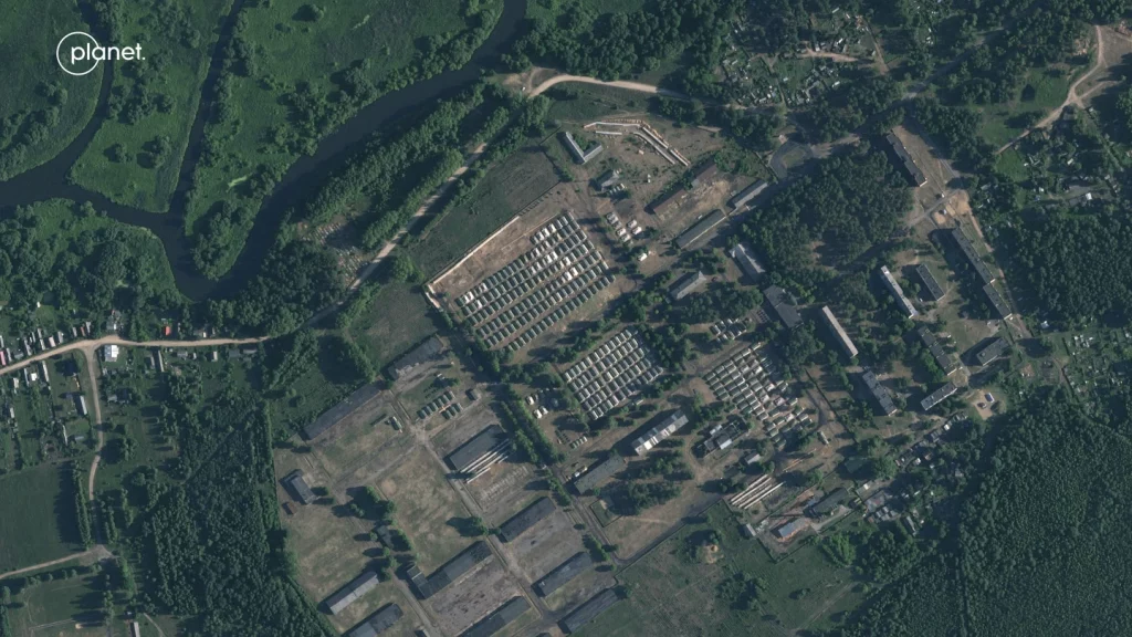 Au ajuns mercenarii Wagner în Belarus? Imagini din satelit cu o posibilă tabără militară
