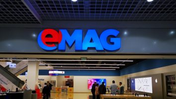 Cumpărăturile pentru produse de uz curent se mută în online: clienții eMAG au cumpărat cu 22% mai multe produse de folosință zilnică, în prima jumătate din an