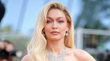 VIDEO. Gigi Hadid a fost arestată pentru posesie de marijuana. Fostul înger Victoria`s Secret a primit o amendă de 1.000 de dolari