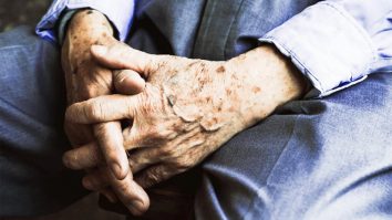 Scandalul „azilelor groazei” continuă. 11 centre sociale au fost închise şi alte 25 au activitatea suspendată