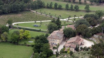 „Irascibilul” Brad Pitt, acuzat că a „jefuit” podgoria din Provence pe care o deținea cu Angelina Jolie