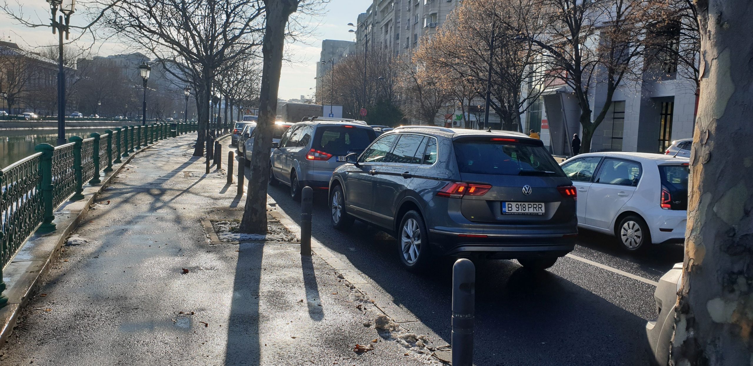 Vremea se răcește semnificativ. La cât pot ajunge minimele