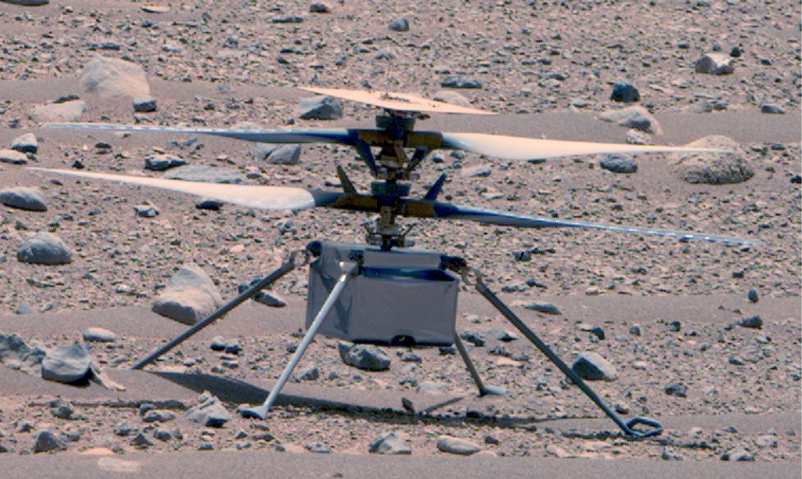Prima aeronavă capabilă să zboare spre Marte intră în contact cu NASA după 2 luni. Motivul pentru care a pierdut semnalul