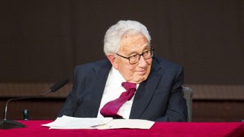 Hennry Kissinger, în misiune de deminare la Beijing. Xi Jinping a avut un moment de nostalgie
