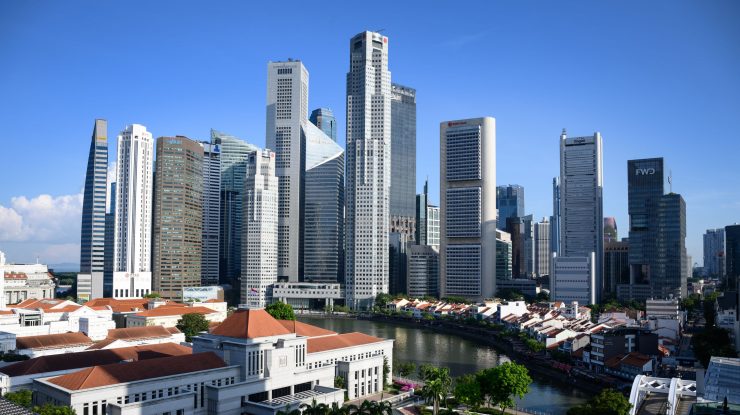 Singapore este cel mai scump oraș în care poți duce o viață de lux, potrivit unui nou clasament. Două orașe din SUA intră în top 10