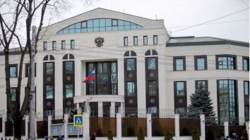 Ambasada Rusiei în Moldova își suspendă serviciile consulare, după expulzarea diplomaților ruși. MAE Rep. Moldova: Vrem pur și simplu să păstrăm paritatea