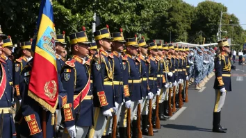 Ziua Aviației: Avioane și elicoptere survolează Capitala