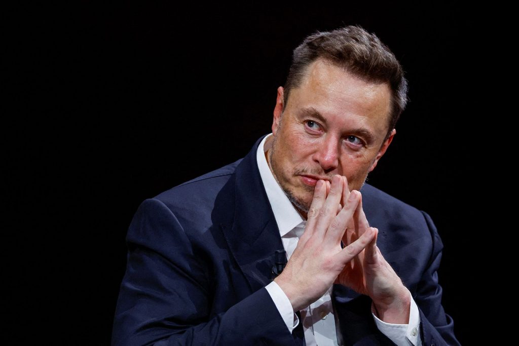 Elon Musk a dezactivat sistemele de sateliți Starlink ale companiei sale pentru a împiedica un atac cu drone ucrainene. Ce spun experții