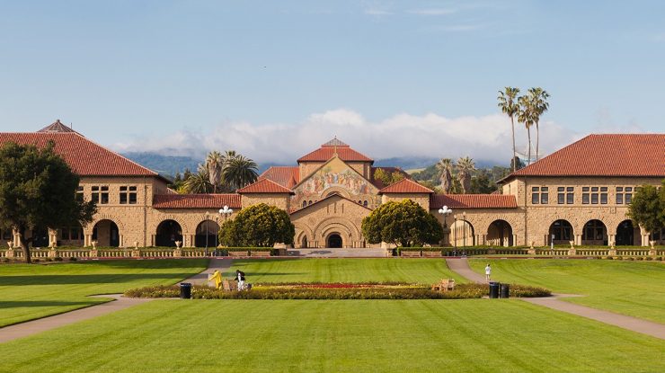 Plagiat la Stanford. Rectorul universității demisionează după ce a publicat studii false