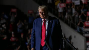 Donald Trump vrea să se predea justiției: „Voi merge joi în Georgia pentru a fi arestat”