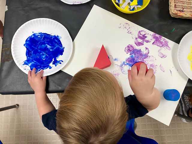 STUDIU. Van Gogh este artistul preferat al bebelușilor. Preferințele se reflectă în comportamentul copiilor