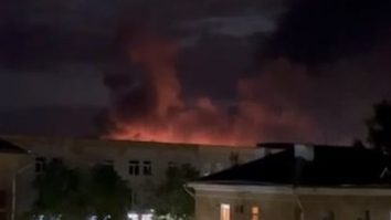 VIDEO. Șase regiuni rusești, ținte ale dronelor ucrainene. Avioane militare distruse la Pskov