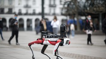 Trăiești în Aleph: AI va putea prelua joburile angajaților, iar săptămâna de lucru va fi mai scurtă