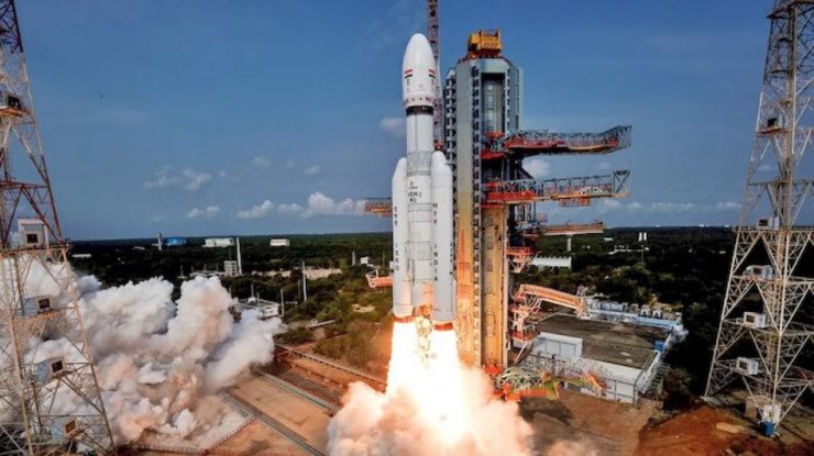 Chandrayaan-3, misiunea istorică a Indiei, a intrat pe orbita lunară. Ce vizează nava spațială