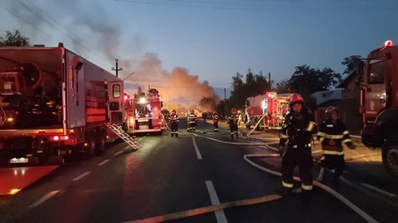 LIVE UPDATE. Explozie la Crevedia: 2 morți și 58 de răniți/ PG: se desfășoară mai multe percheziții la locuințele celor care dețin firma/ DNA a început un dosar penal pe tragedia de la Crevedia