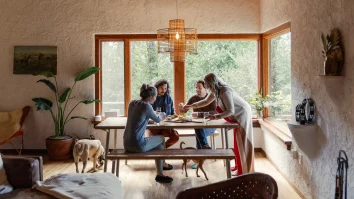 10% din turiștii care vin în România aleg Airbnb. Tu alegi platforma dacă vrei să te cazezi în țară?