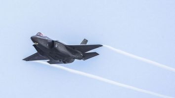 Două bombardiere rusești au fost interceptate în spațiul aerian danez