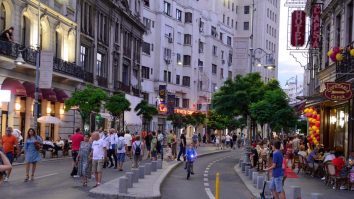 La ce evenimente participi în weekend în București? Calea Victoriei devine promenadă urbană