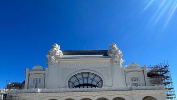 Cazinoul Constanța își dezvăluie fațada. Lucrările sunt finalizate în proporție de doar 70%