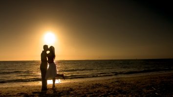 Unde fac cuplurile sex în vacanță? Bogdan Morar: Să discutăm cu partenerul despre așteptările noastre legate de sex