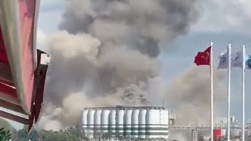 VIDEO. Explozie masivă în portul din Derince, la est de Istanbul, în Turcia. Momentul deflagrației