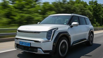 Topul mașinilor electrice care se lansează anul acesta. Alexandru Șiclovan: „Kia EV9 se putea transforma într-un meeting room prin întoarcerea scaunelor din față”