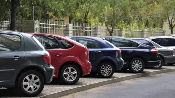 Nicușor Dan majorează cuantumul amenzilor pentru cei care nu plătesc parcarea. Ionuț Ciurea: „În cazul parcării nelegale, ar trebui mărite amenzile și dincolo de parcarea amenajată”