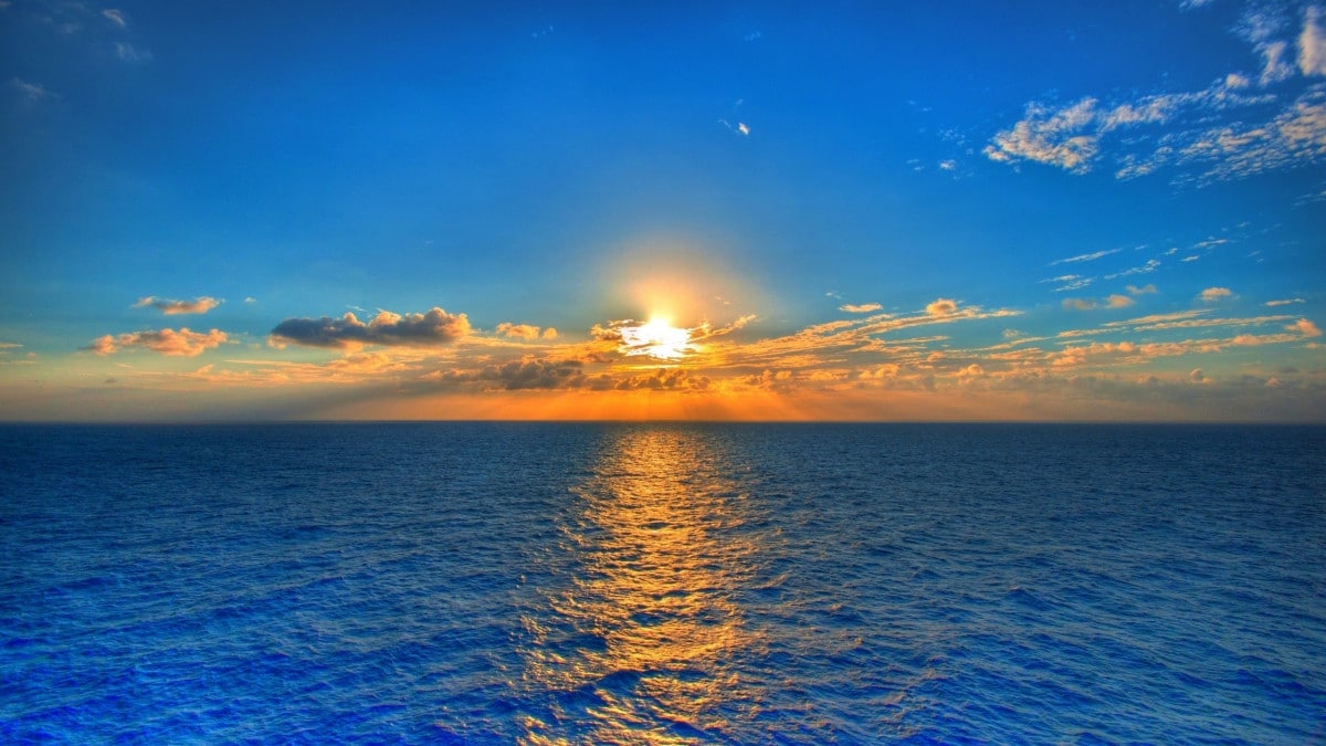 Temperatura oceanelor bate recordurile. Ce efect are fenomenul asupra planetei