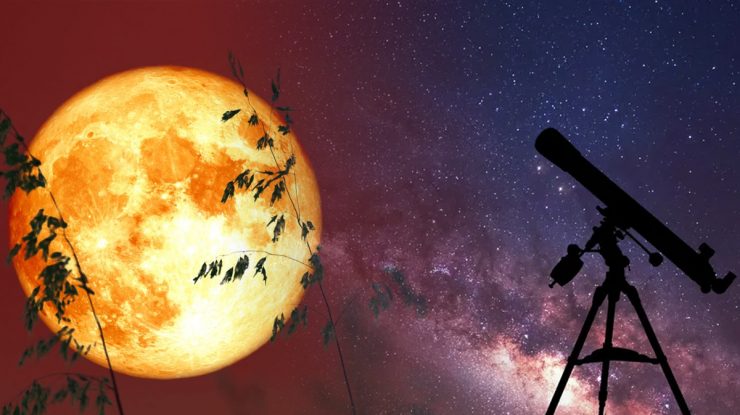 August vine cu două „super-luni”, iar cea de-a doua va fi „luna albastră”. De ce este un fenomen astrologic rar