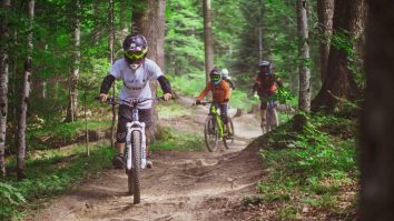 Taberele sunt încă în desfășurare. Unde are loc tabăra de biciclete de anul acesta. Andrei Samoil: E important ca cei mici să știe cum se schimbă un lanț sau o roată spartă