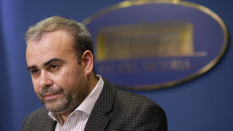 Darius Vâlcov a ajuns în România. Fostul ministru al Finanțelor își va ispăși pedeapsa de 6 ani de detenție, pentru corupție