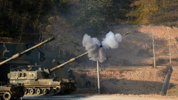 Un ,,tigru asiatic” devine unul dintre cei mai mari exportatori de arme. Polonia îi cumpără obuzierele la prețul de 13 miliarde de dolari