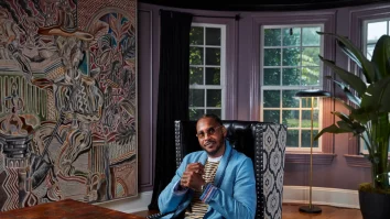 VIDEO. Cum arată casa lui Carmelo Anthony? Starul NBA are o colecție impresionată de sneakers