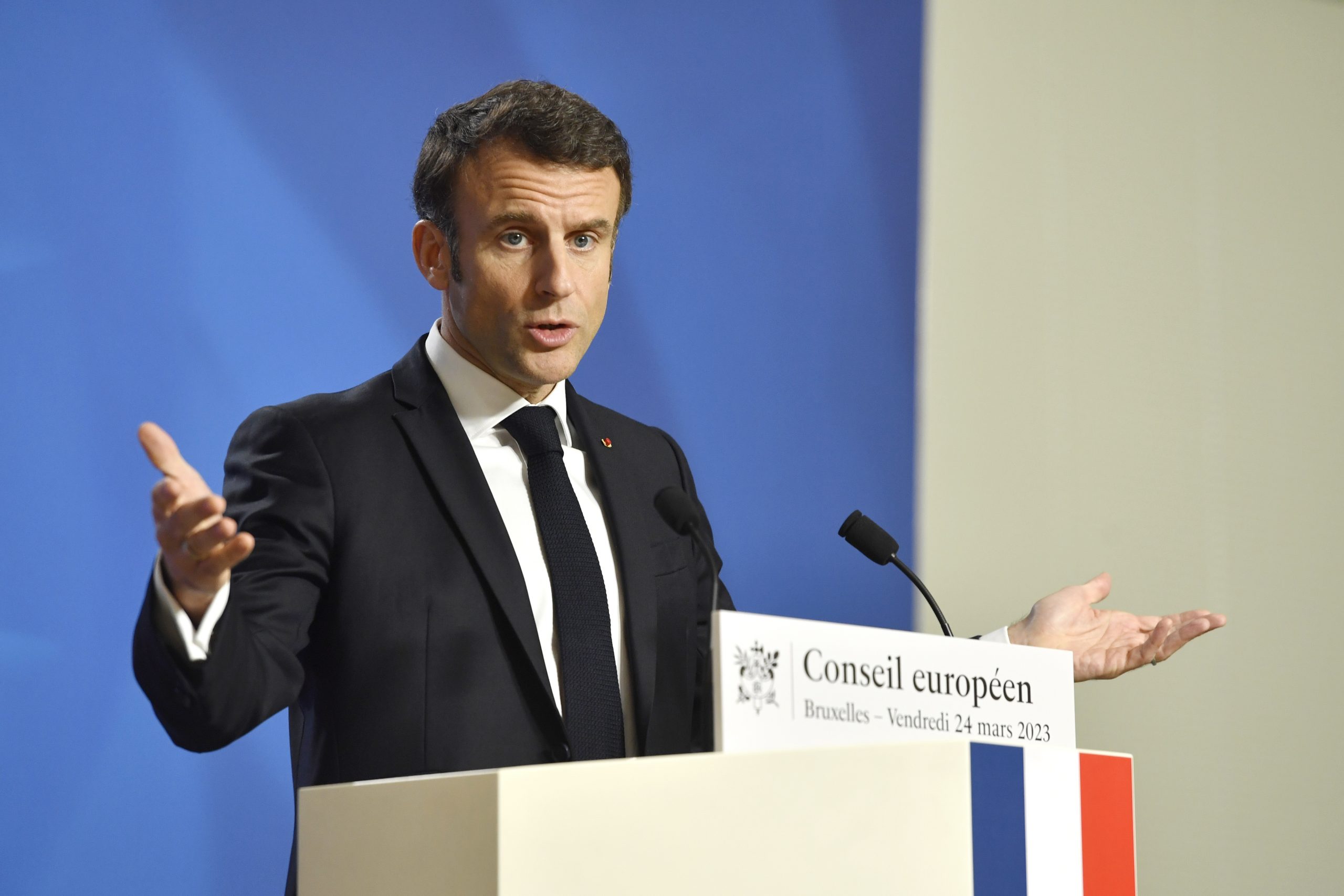 Macron pierde alegerile senatoriale. Cât de gravă este această înfrângere pentru președintele francez
