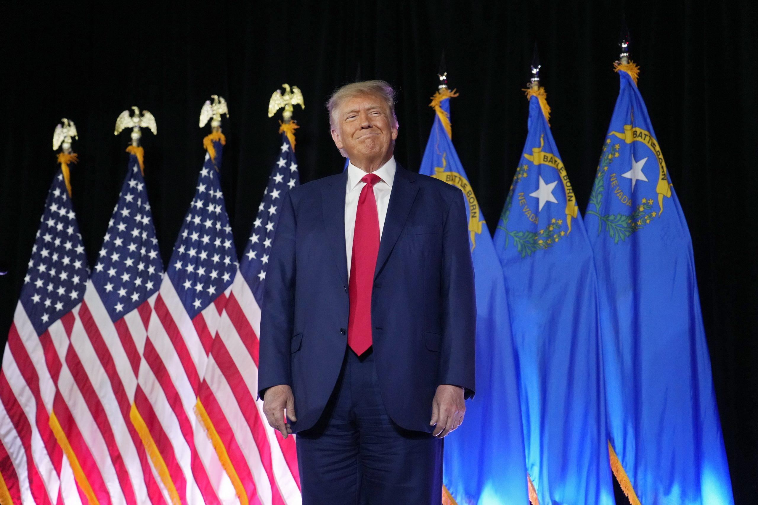 Antreprenor IRS, acuzat că a furat declarațiile fiscale ale lui Donald Trump, care au fost dezvăluite presei