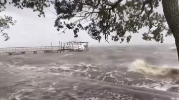 Uraganul Idalia a distrus locuințele oamenilor din Florida. Ce spun oficialii pentru situații de urgență