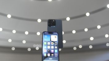 Apple lansează o nouă serie iPhone. Care sunt noile specificații și ce prețuri au device-urile