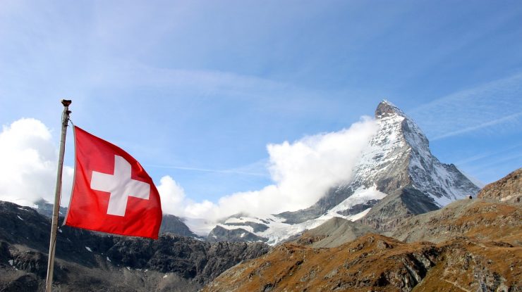 Elvețienii se plâng ca au prea multe autostrăzi. Au votat împotriva extinderii rețelei de drumuri