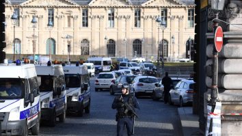 Al Qaida amenință Franța și Suedia cu atacuri teroriste