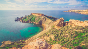 Toamna nu-i ca vara, e mai bine… să mergi în vacanță. Cipru, Grecia sau Turcia oferă condiții de plajă și în septembrie