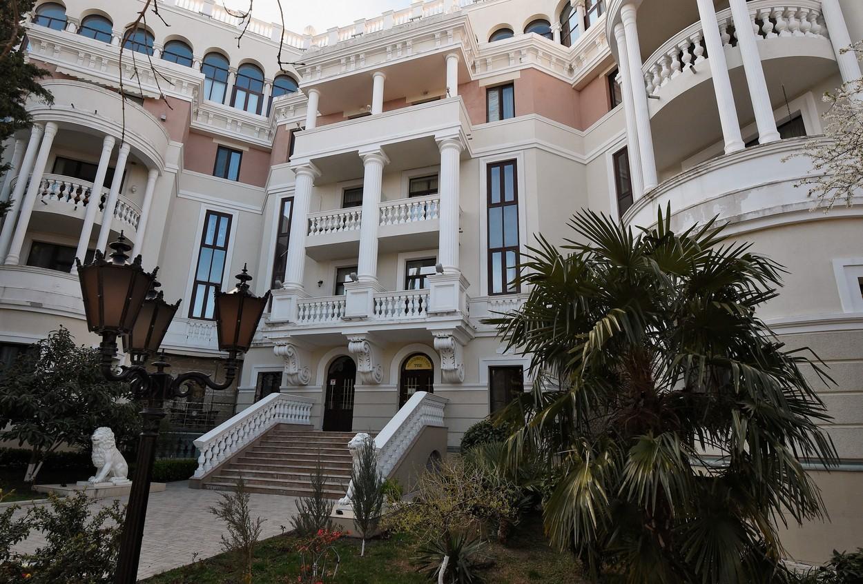 Tu știi cât costă apartamentul lui Zelenski din Crimeea? Rușii nu reușesc să vândă proprietatea