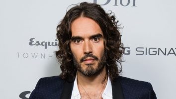 Russell Brand neagă „acuzațiile penale foarte grave” de viol și abuzuri emoționale. Patru femei susțin că au fost agresate sexual de către actor