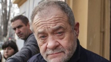 VIDEO. Momentul în care Dumitru Buzatu a fost prins în flagrant în timp ce primea mită 1,25 milioane de lei