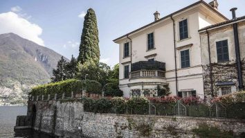 George Clooney scoate la vânzare vila de pe Lacul Como pe care o deţine de 21 de ani. Ce preț are proprietatea