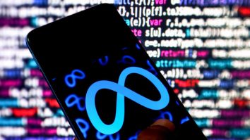 Inteligența artificială vine și cu personalitate. Meta va lansa chatboți ca să ajute utilizatorii să posteze, să scrie postări amuzante și să le dea sfaturi