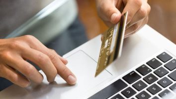 România se clasează pe locul al treilea într-un clasament al vânzărilor online în Europa Centrală. Ce cumpărături fac românii