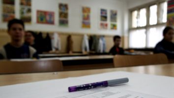 40.000 de elevi pleacă anual la studii în afară/ Olga Marin: Examenele ar trebui sa abordeze curricula într-un mod mai practic