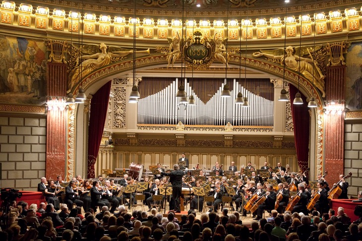 Cum decurge cea de-a 26-a ediție a Festivalului Internațional George Enescu? Cristian Măcelaru: „Prima responsabilitate a fost să păstrez ceea ce este extraordinar de frumos în festival”
