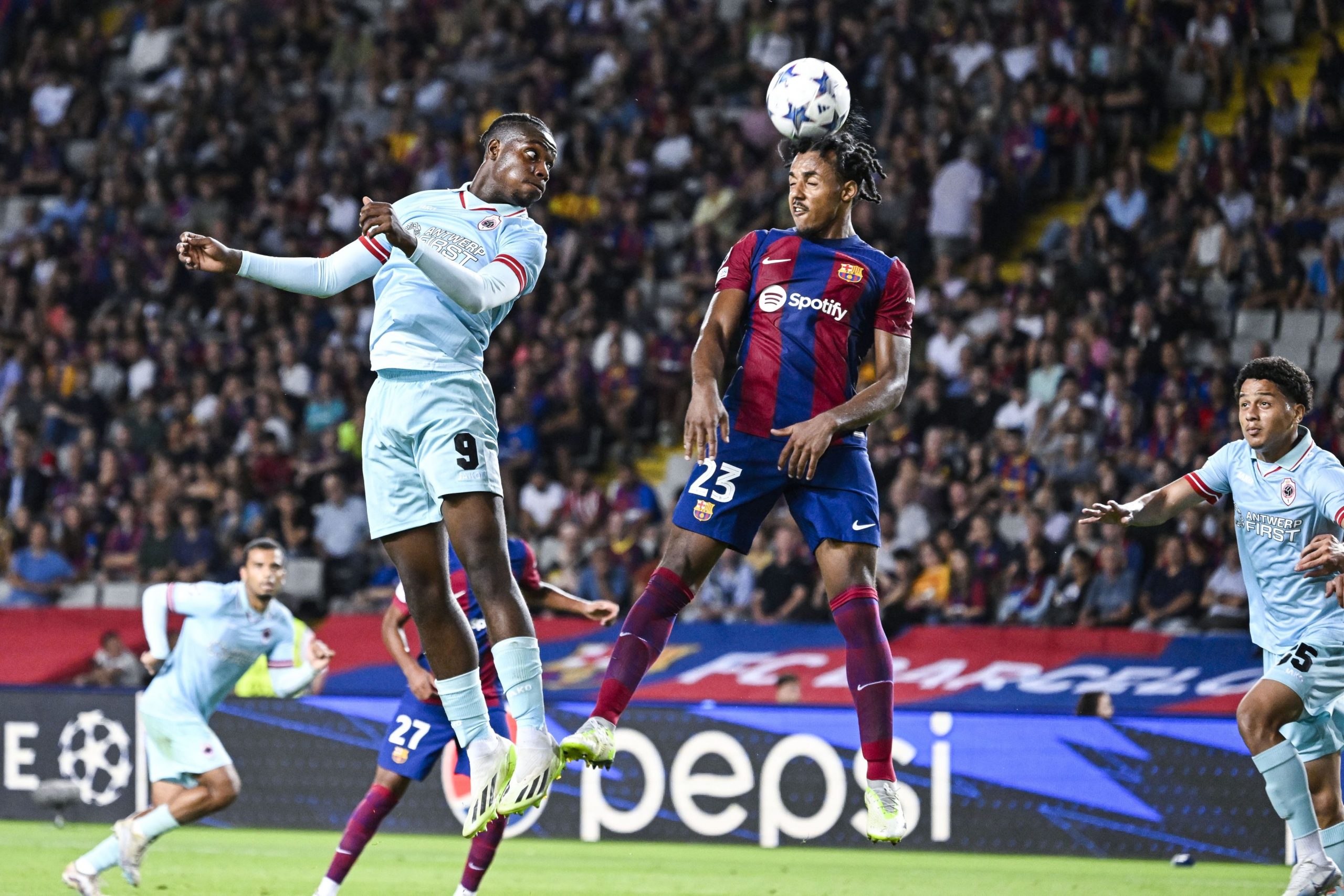 Noul sezon Champions League a început. Barcelona a învins Antwerp cu un scor de 5 – 0
